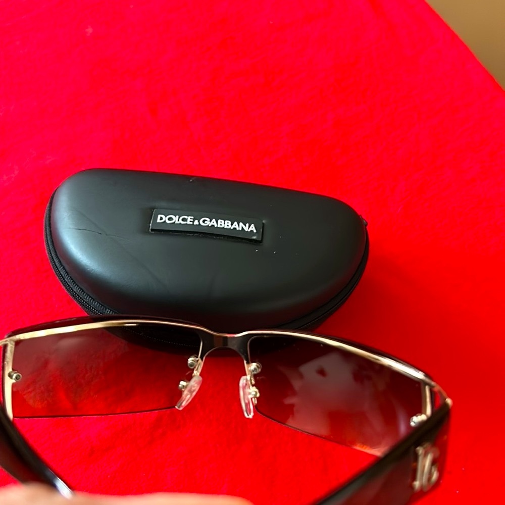 Dolce & Gabbana Brown Gradient Rimless Sunglasses - Picture 7 of 14
